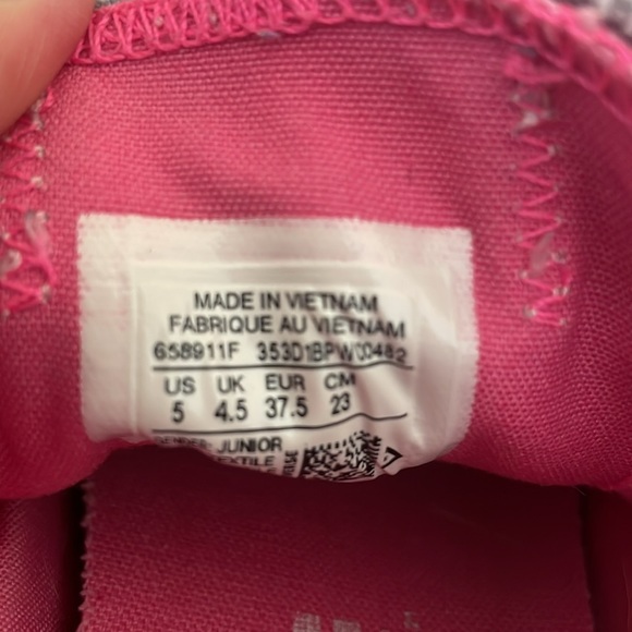 Women’s converse shoes - Picture 5 of 10